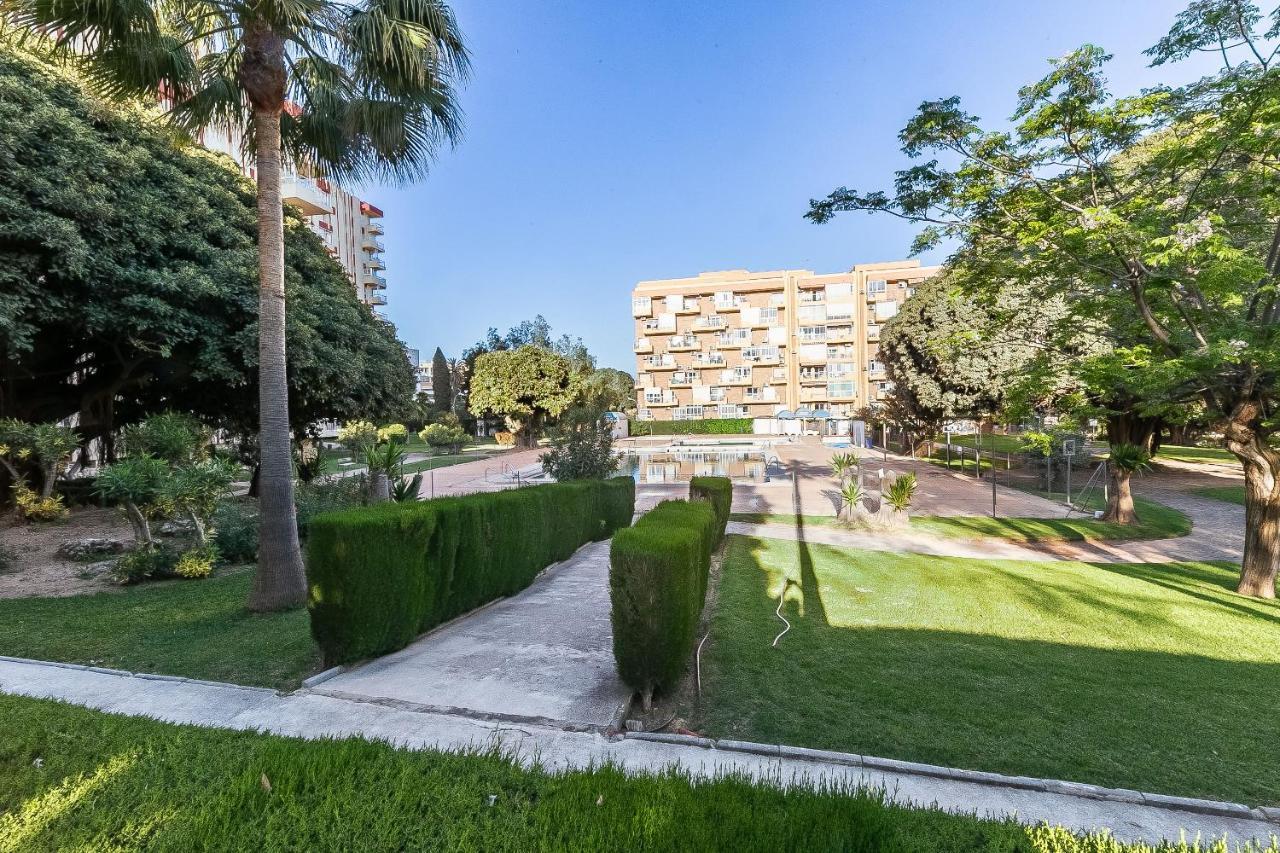 Sun Coast Benalmadena -- Superb Studio With 4 Pools, Gardens & Breakfast Extérieur photo
